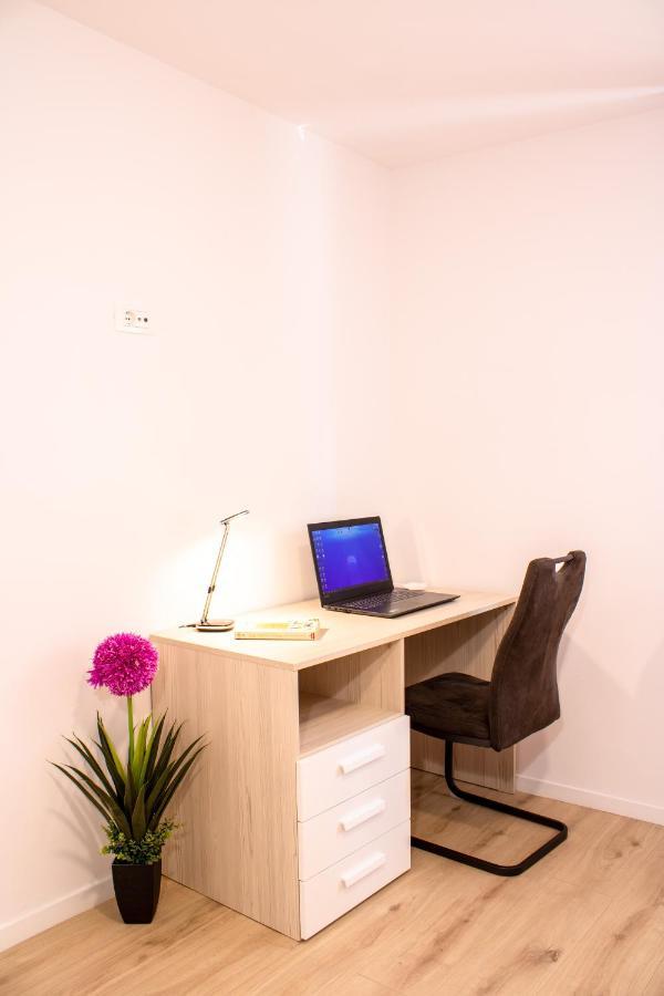 Julia's Beautiful For 6 With Parking Appartement *
